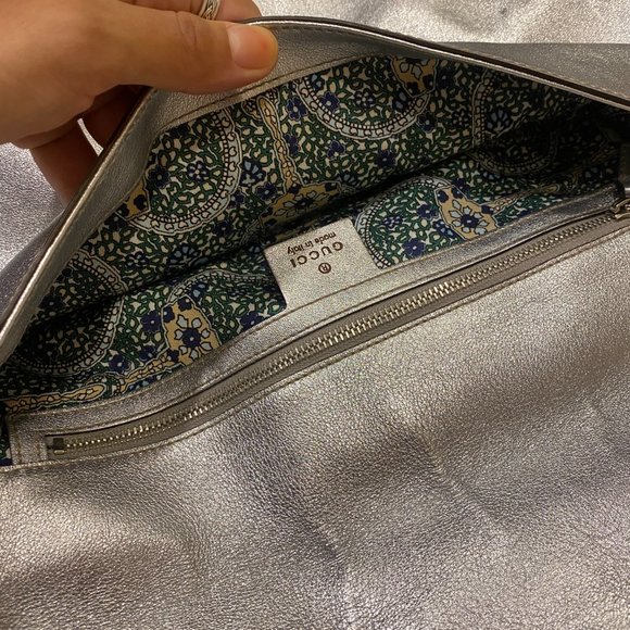 Gucci leather silver bag with - rarely worn, like new - Picture 7 of 9